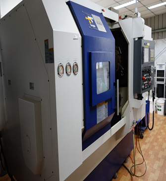 車銑複合加工機